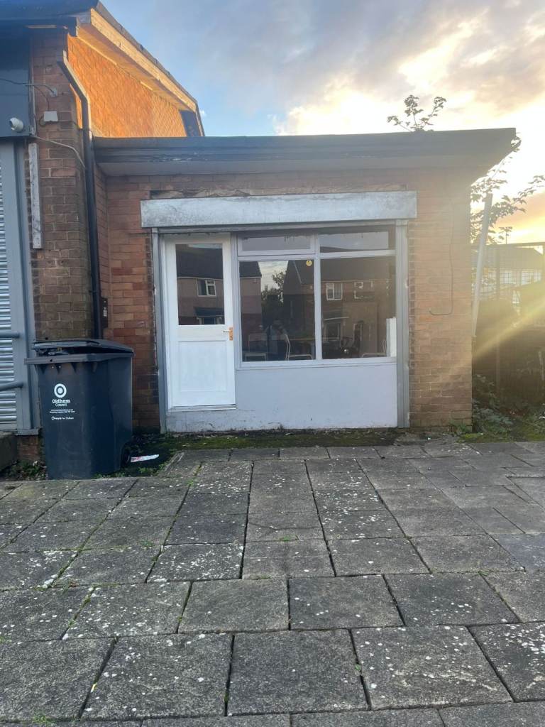 Commercial unit to let