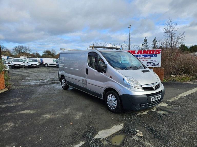2010 ON 10 PLATE VAUXHALL VIVARO 2900 CDTI LWB 