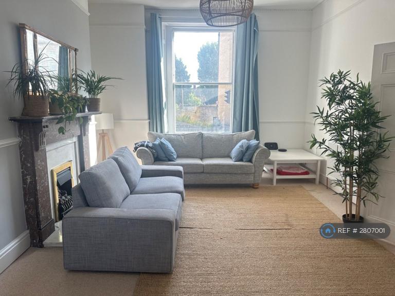 1 bedroom in Bath, Bath, BA2 (#2807001)