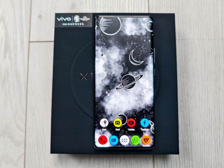 **MINT** Vivo X100 Ultra 512gb CN + SmallRig Photography kit Bundle