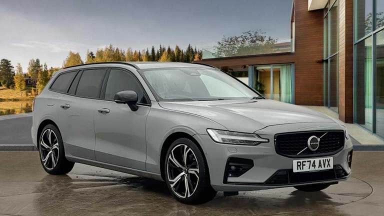2025 Volvo V60 2.0 B4P Ultra Dark 5dr Auto ESTATE PETROL Automatic