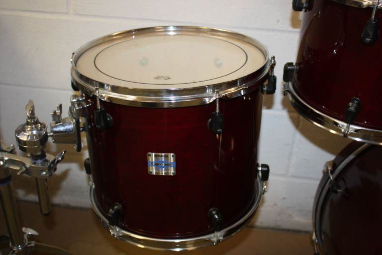 Yamaha Stage Custom Advantage Nouveau Cranberry Red Full Drum Kit 22in Bass + Hardware ~ £550 ono