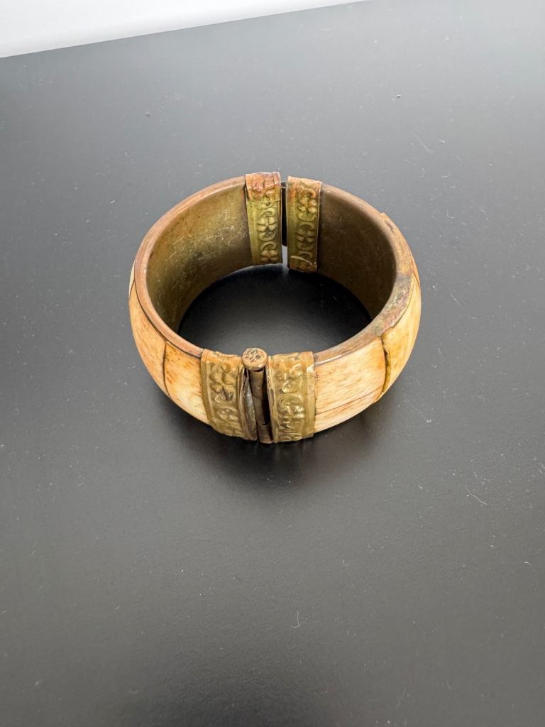 Vintage Hinged Brass & Bone/Horn Etched Bangle Bracelet