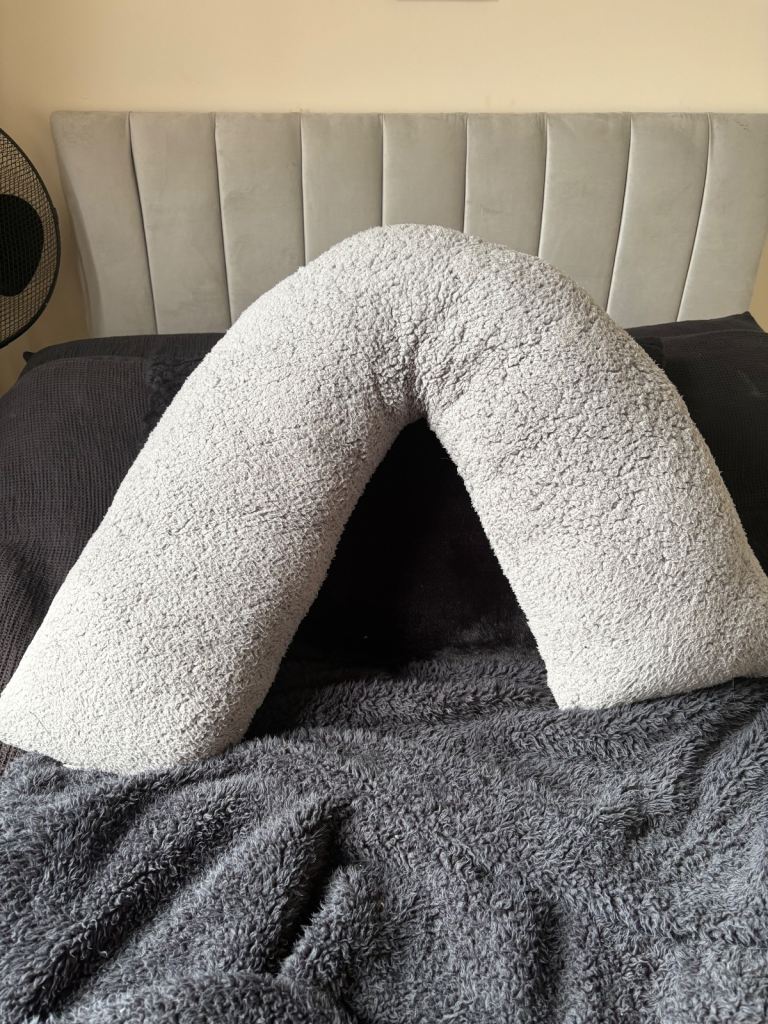 OHS Teddy V Shaped Pillow Gray
