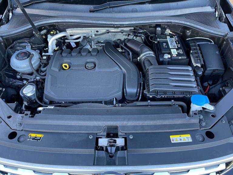 2020 Volkswagen Tiguan 1.5 TSI EVO R-Line Tech DSG Euro 6 (s/s) 5dr ESTATE Petrol Automatic