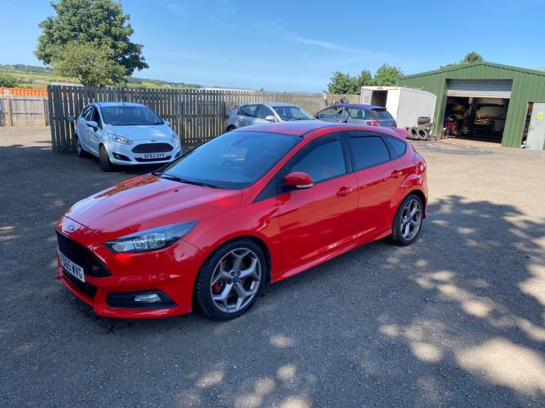 2015 Ford Focus 2.0 TDCi 185 ST-2 5dr HATCHBACK Diesel Manual