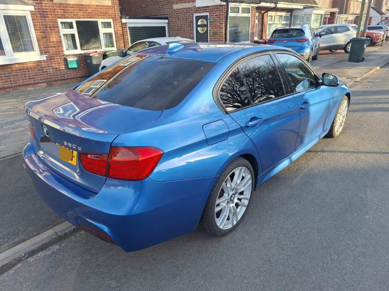 BMW 3 SERIES, Saloon, 2013, Manual, 2L engine size 4 doors