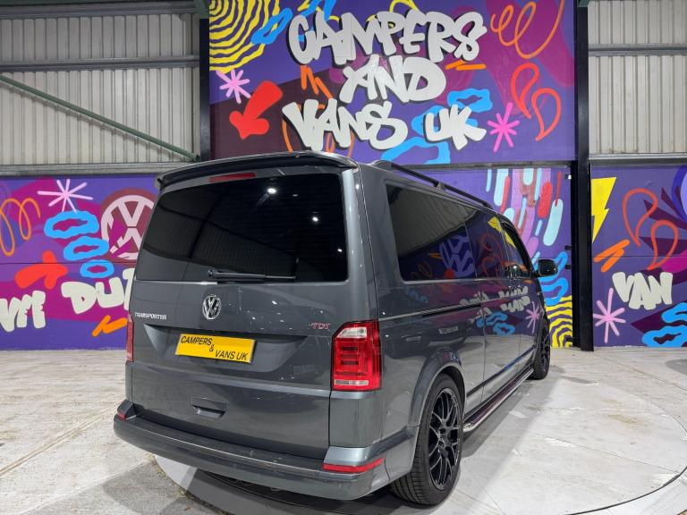 2017 Volkswagen Transporter 2.0 TDI BMT 204 Highline Kombi / Camper Van DSG Crew Van Diesel Autom...