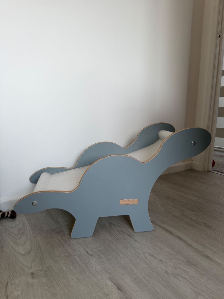 Cat scratching sofa Dinosaur shaped