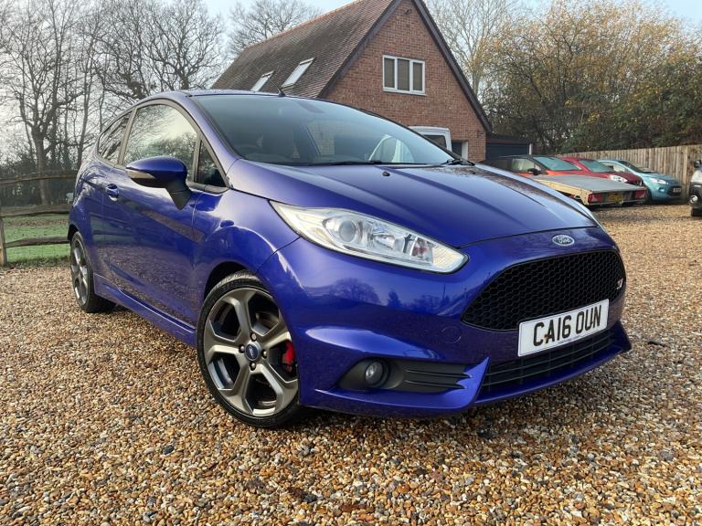 2016 Ford Fiesta 1.6 EcoBoost ST-3 3dr HATCHBACK Petrol Manual