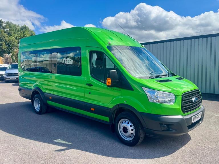 Ford Transit 2.2 TDCi 460 HDT Minibus 5dr Diesel Manual L4 H3 (17 Seats) (196 g/km, 123  Diesel M...