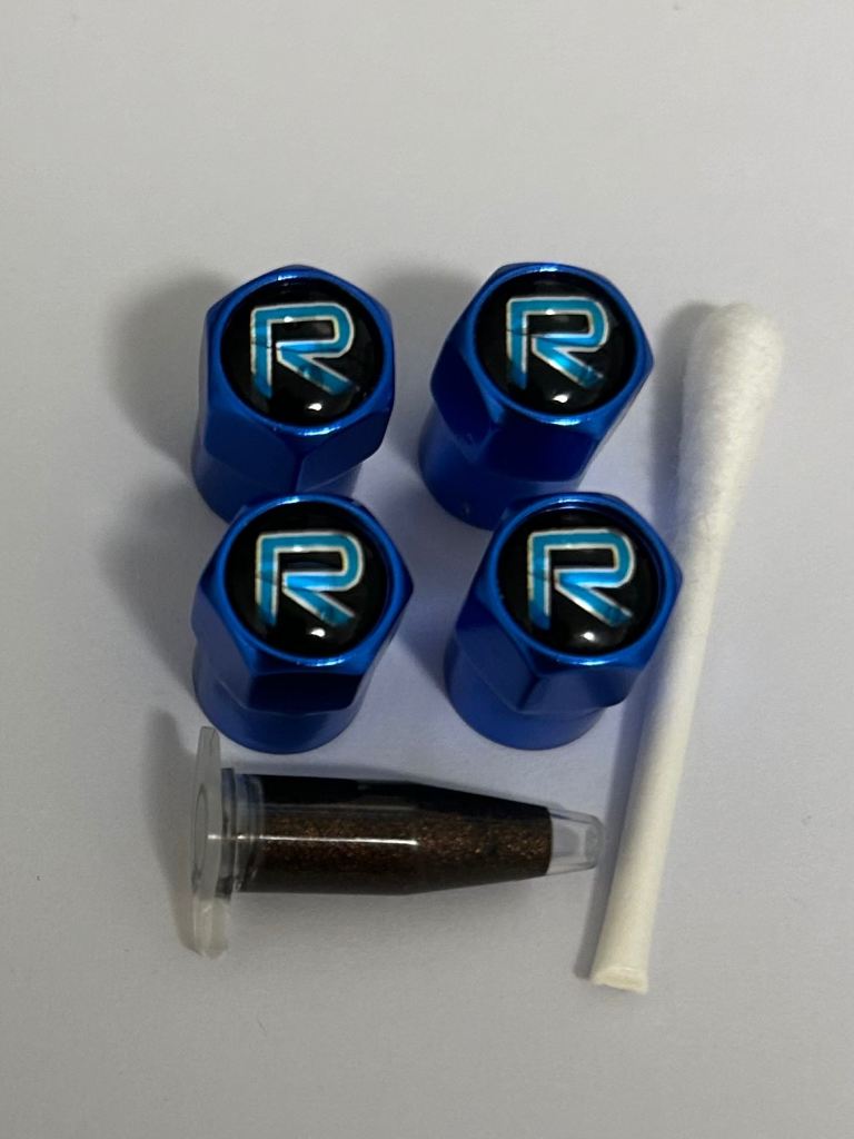 R Tyre valve caps with grease 