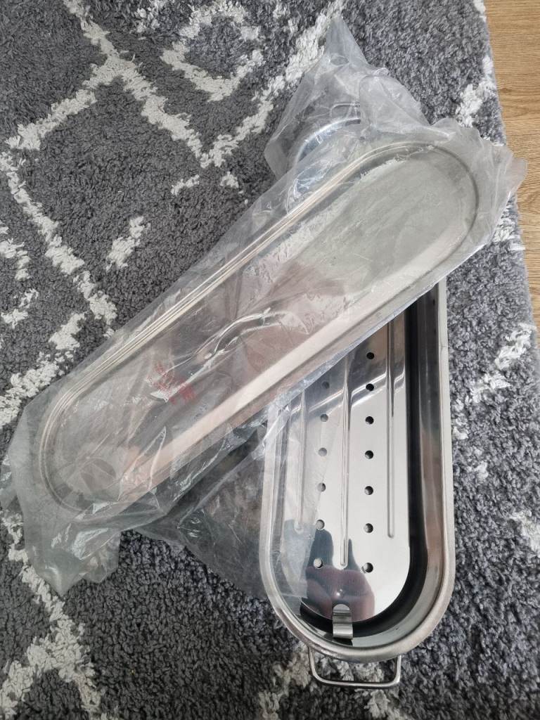 Salmon kettle Brand New 