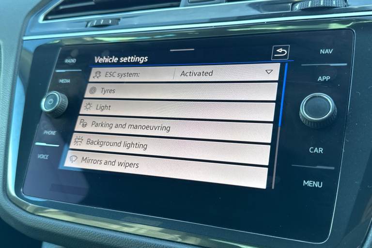 2021 Volkswagen Tiguan 1.5 TSI 150 R-Line 5dr DSG SUV PETROL Automatic