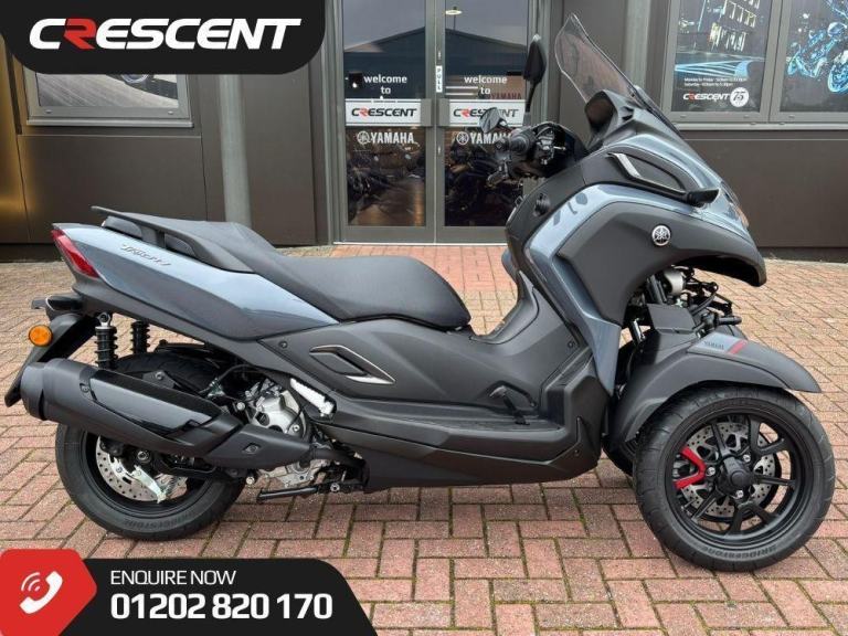 YAMAHA TRICITY 300 2025 - POWER GREY - IN STOCK NOW - CRESCENT YAMAHA