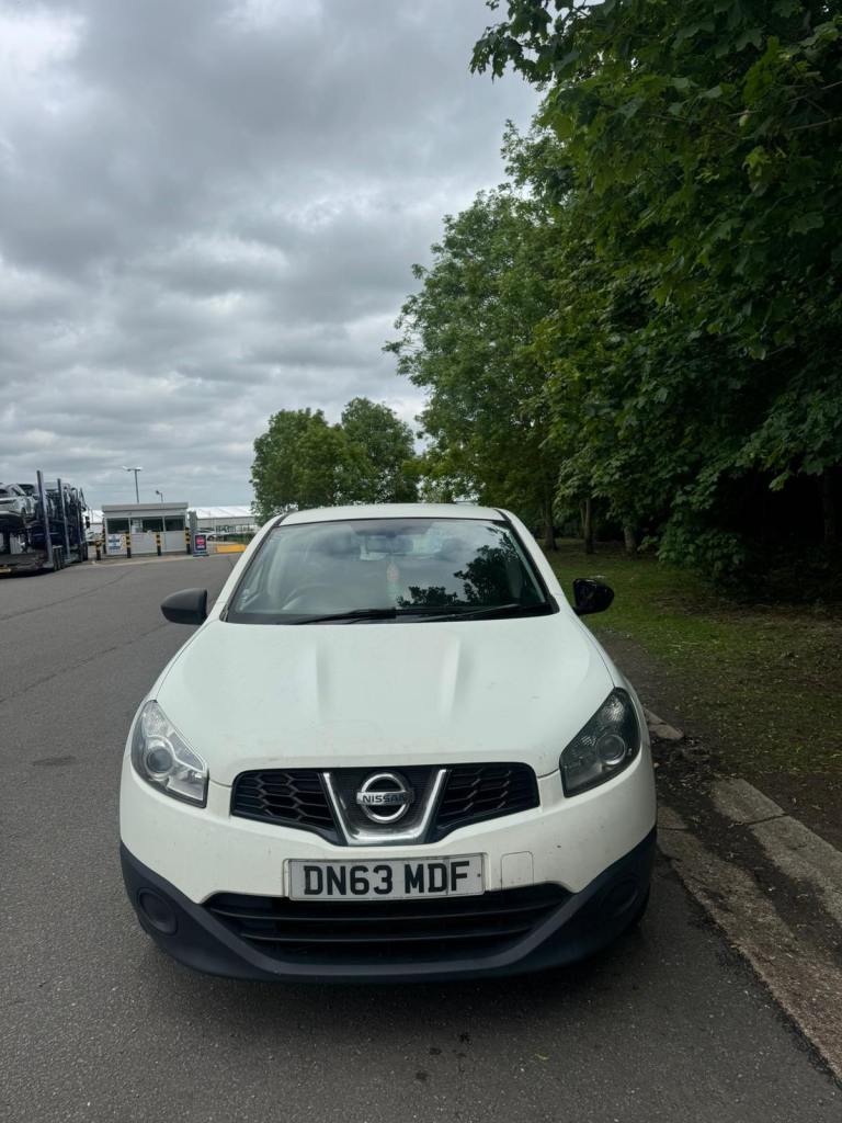 Nissan, QASHQAI, Hatchback, 2013, Manual, 1461 (cc), 5 doors