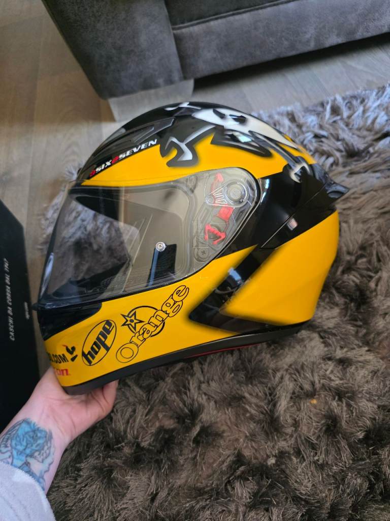 Guy martin replica isle of man tt helmet