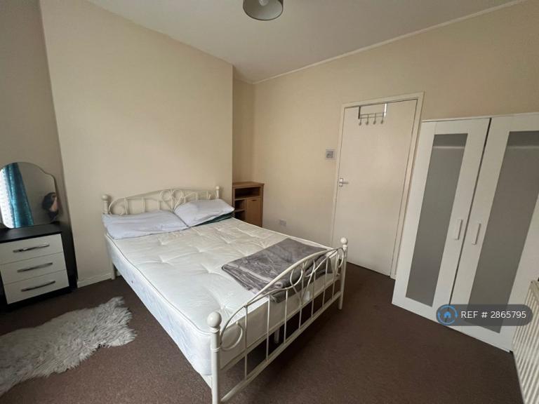 1 bedroom flat in Sneinton Hermitage, Nottingham, NG2 (1 bed) (#2865795)