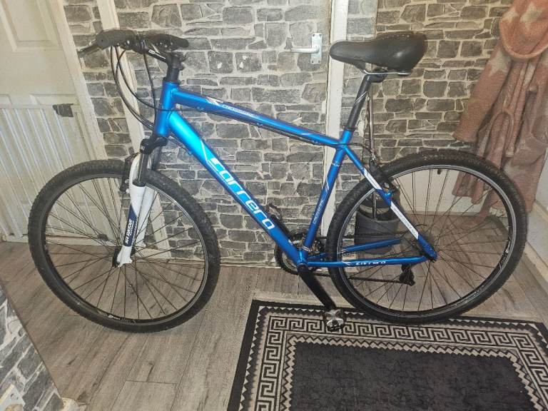Carrera crossfire 29er mountain bike