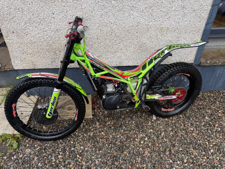 Vertigo trials bike 300cc