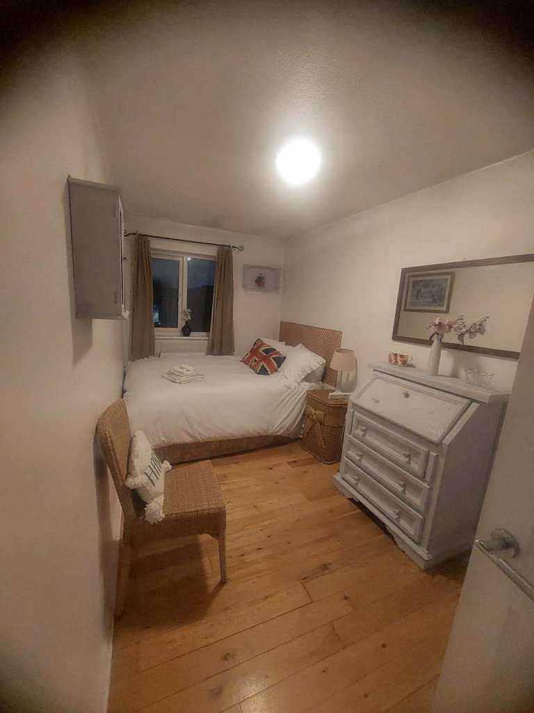 Spacious and Cosy Double Rooms for Rent in - SE17 3AG