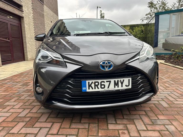 2017 Toyota Yaris 1.5 VVT-h Icon E-CVT Euro 6 (s/s) 5dr HATCHBACK Petrol/Electric Hybrid Automatic