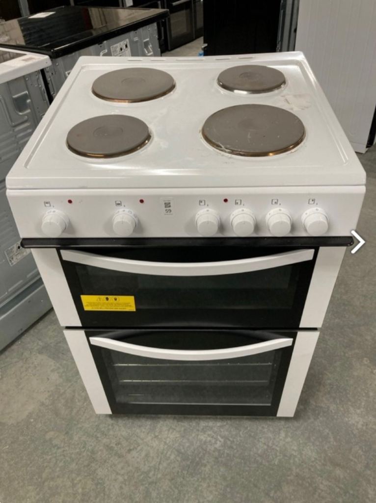 *** NEGOTIABLE *** essentials ELECTRIC COOKER MODEL: CFTE60W22 TYPE: DE61E0101E1202D