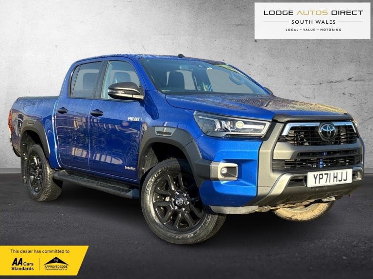 TOYOTA HILUX 2.8 D-4D Invincible X 2021