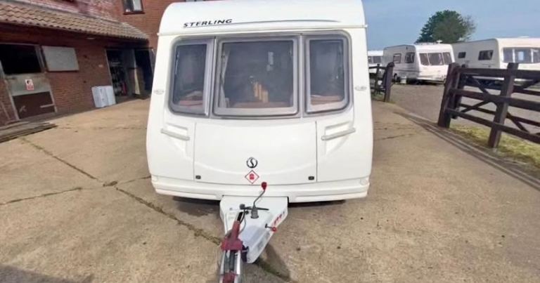 2006 sterling eccles topaz 2 berth Carvan