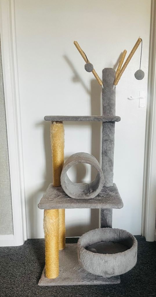 Large Cat tree