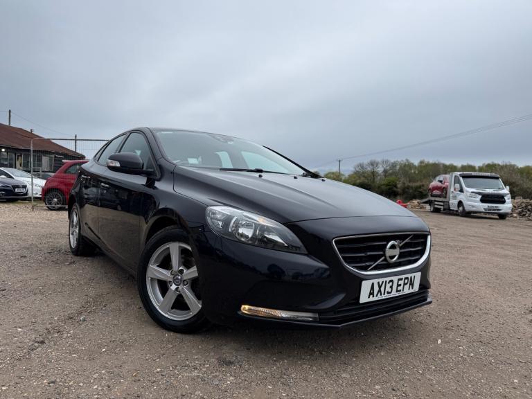 2025 Volvo V40 D Es d2 Estate DIESEL Manual