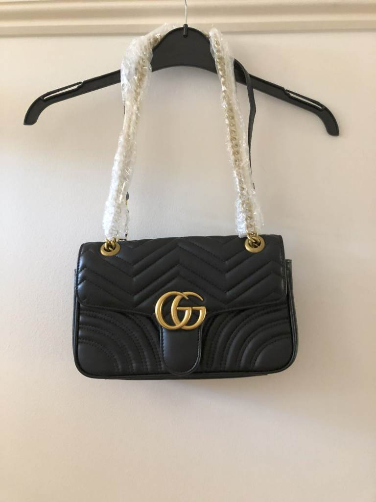 Black Gucci bag -collection only from CM12, no posting