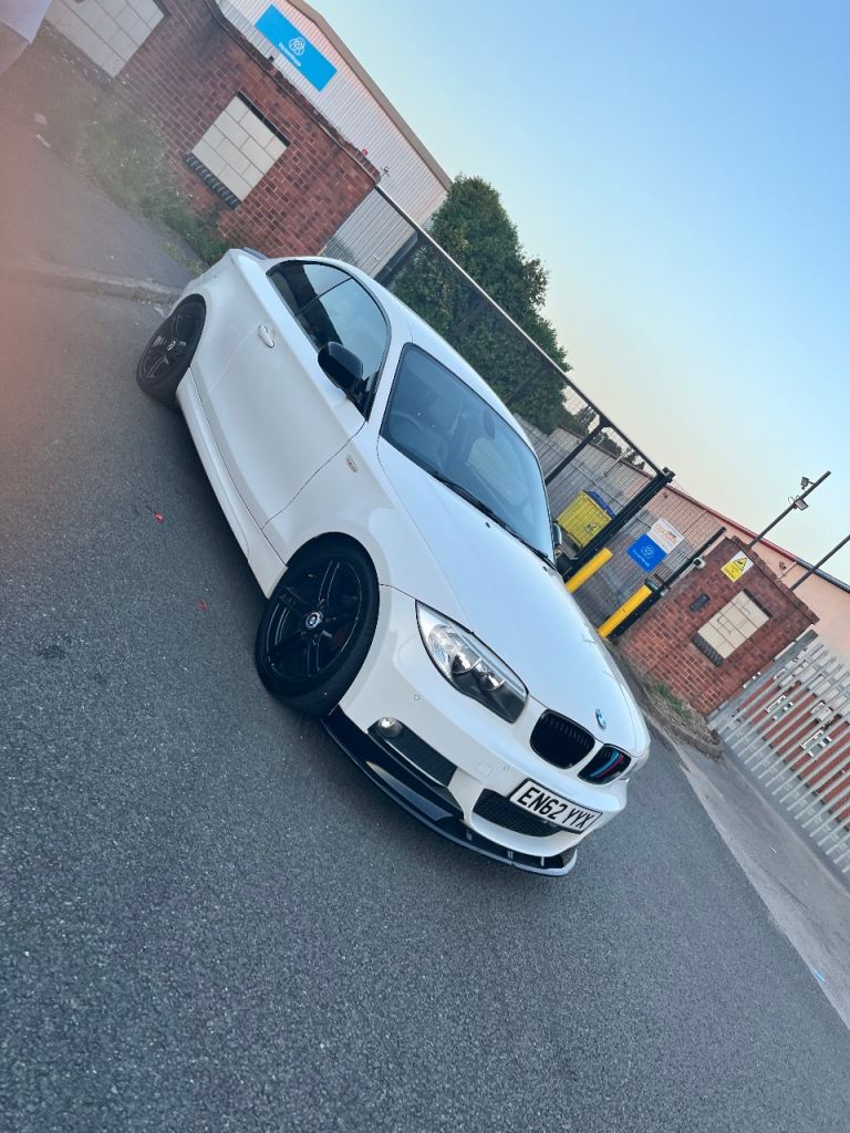 BMW, 1 SERIES, Coupe, 2013, Manual, 1995 (cc), 2 doors