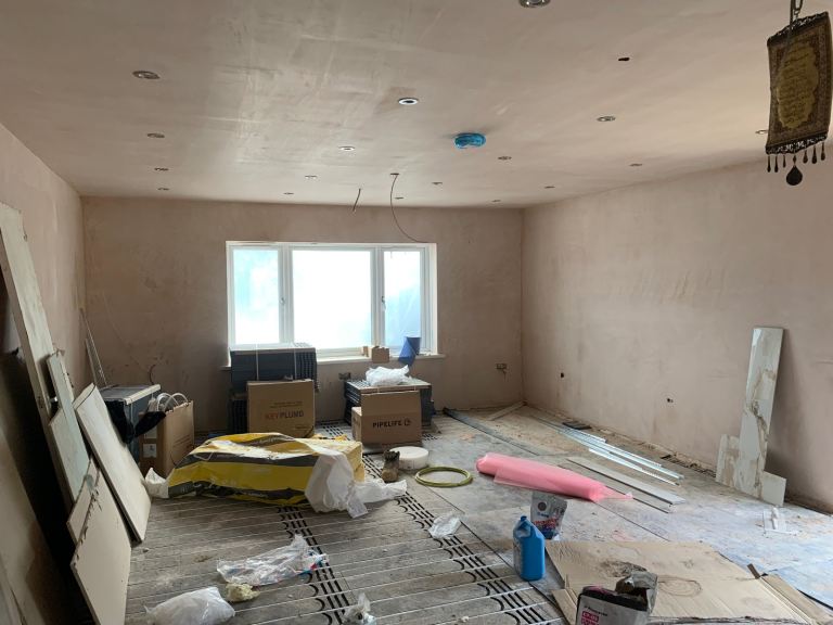 Plasterers . Painters. Tilers. Bathroom and kitchen fitters 