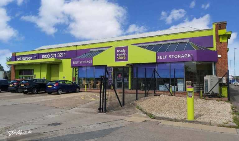 Self Storage Facility to rent in Leeds (LS8) | Stashbee