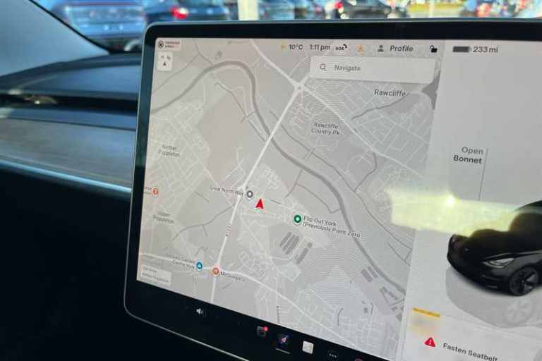 2022 Tesla Model 3 Standard Range Plus Saloon 4dr Electric Auto RWD (241 bhp) Saloon Electric Aut...