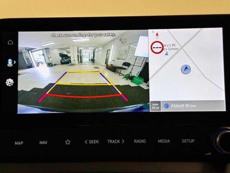 2021 Hyundai BAYON 1.0 T-GDi MHEV PREMIUM FIVE DOOR 100 BHP + SAT NAV + REAR CAMERA + HEATED S HA...