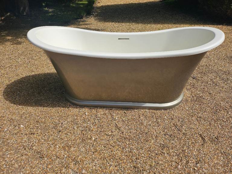 Stylish Grey Freestanding Roll top Boat shaped Bath Tub 