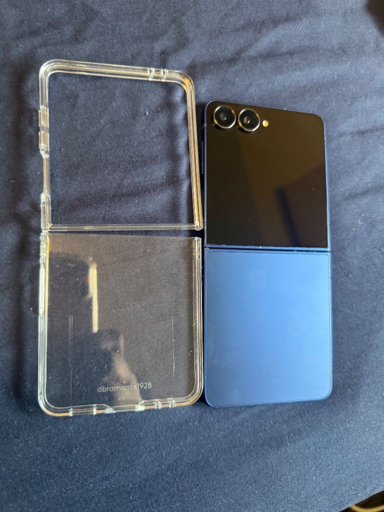 Samsung Galaxy Z Flip 7 256GB - Blue, Unlocked