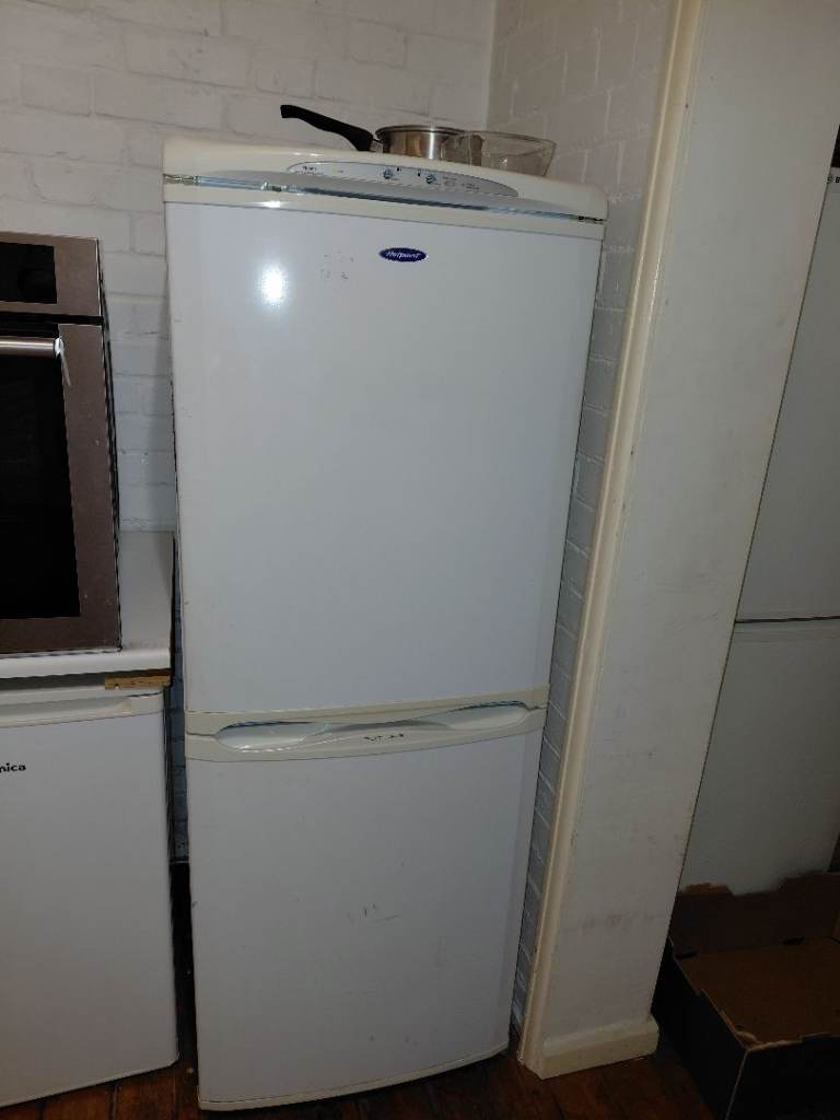 Hotpoint Fridge Freezer Free standing