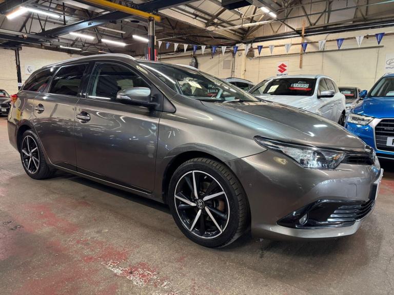 2018 Toyota Auris 1.2 VVT-i Design Touring Sports Euro 6 (s/s) 5dr ESTATE Petrol Manual