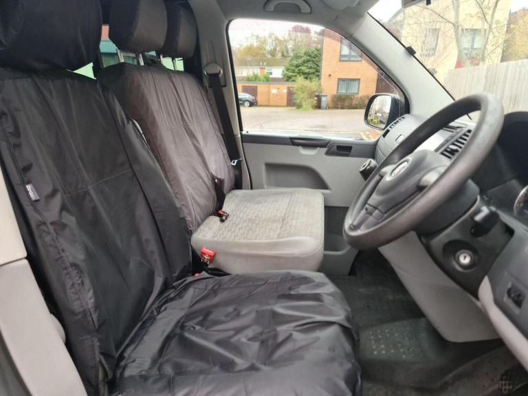 VOLKSWAGEN TRANSPORTER 2.0 BiTDI T32 Kombi DSG L1 H1 4dr 2010