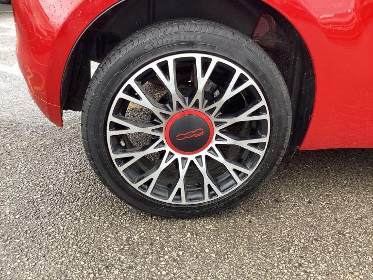 2024 Fiat 500 1.0 Mild Hybrid Red 3dr HATCHBACK PETROL Manual