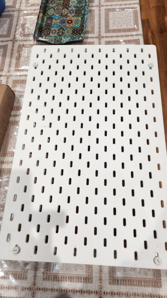 wall peg board