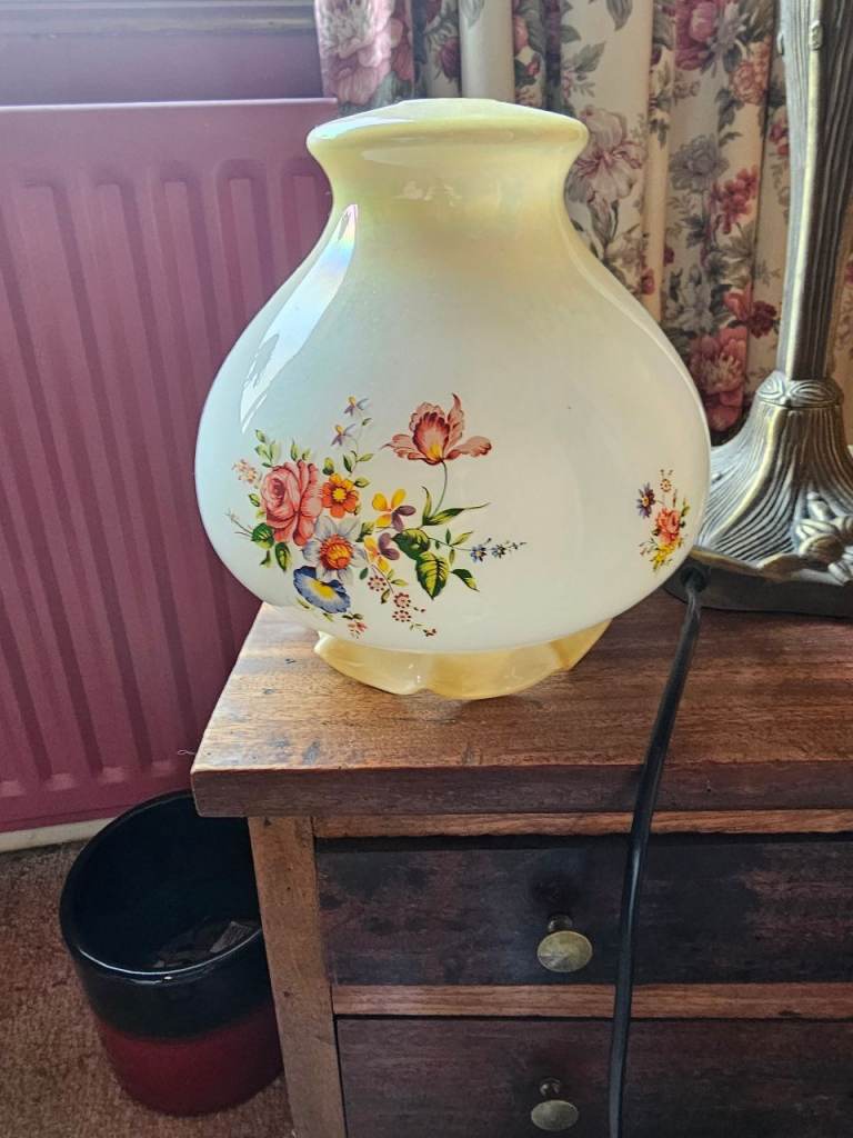 1970's milk floral glass globe lamp shade