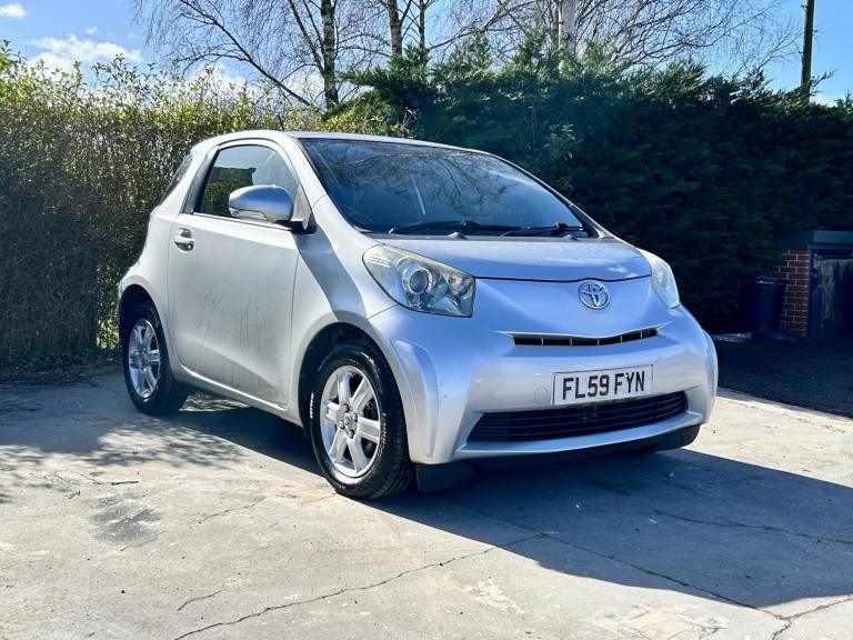 TOYOTA IQ 1.0 VVT-i 2009