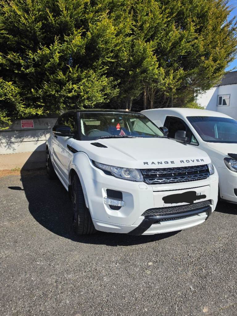 Range Rover Evoque Si4 top spec