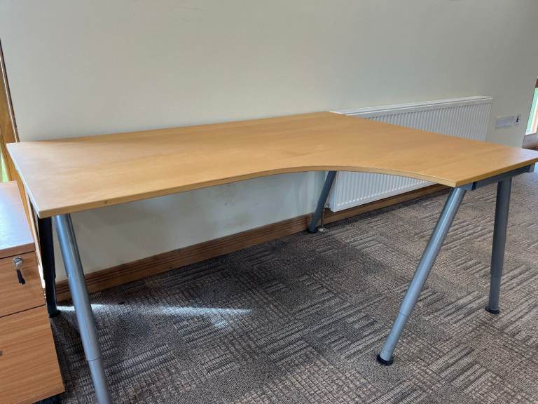 Large curved beech effect desks (2 available)