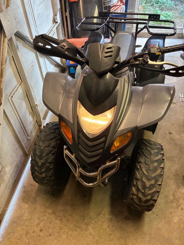 Quad bike 