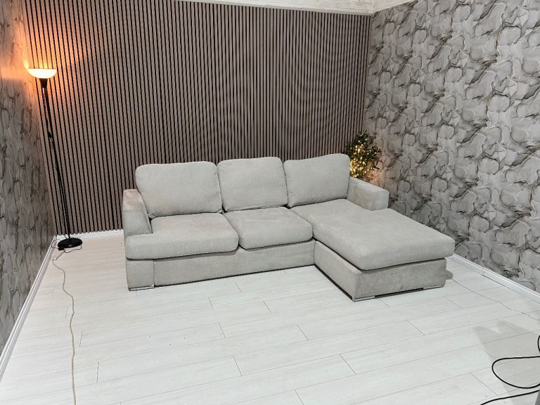 Beige L shape sofa L goes either side delivery available 